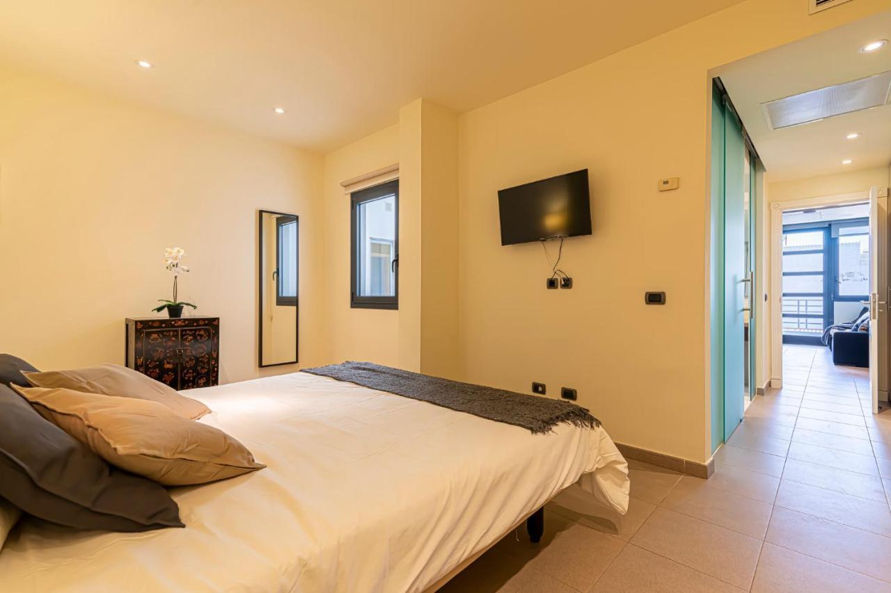 Luxury Holidays Suites, Playa De Cristianos Appartement *